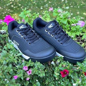 Ride Concepts Hellion Elite Women’s Mountain Bike Shoes - Flat Pedals, Size 8 US